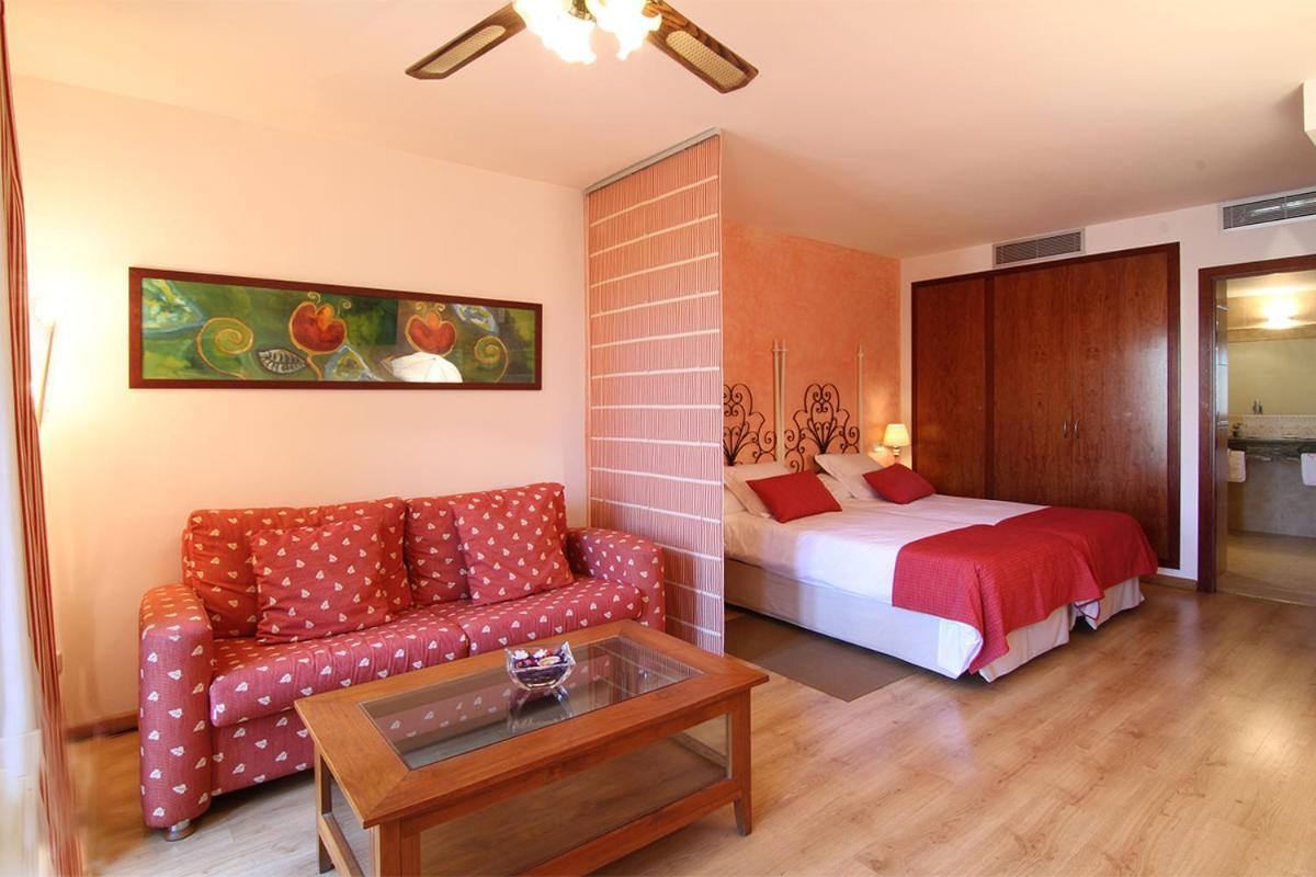 Junior Suite Lounge