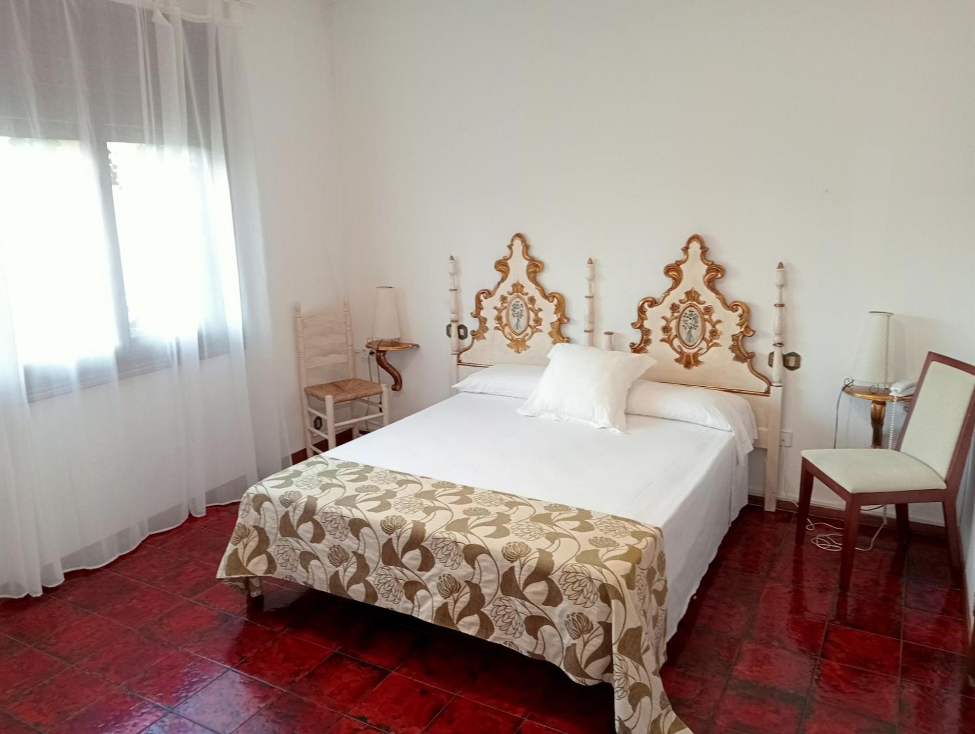 Economy Double or Twin Room